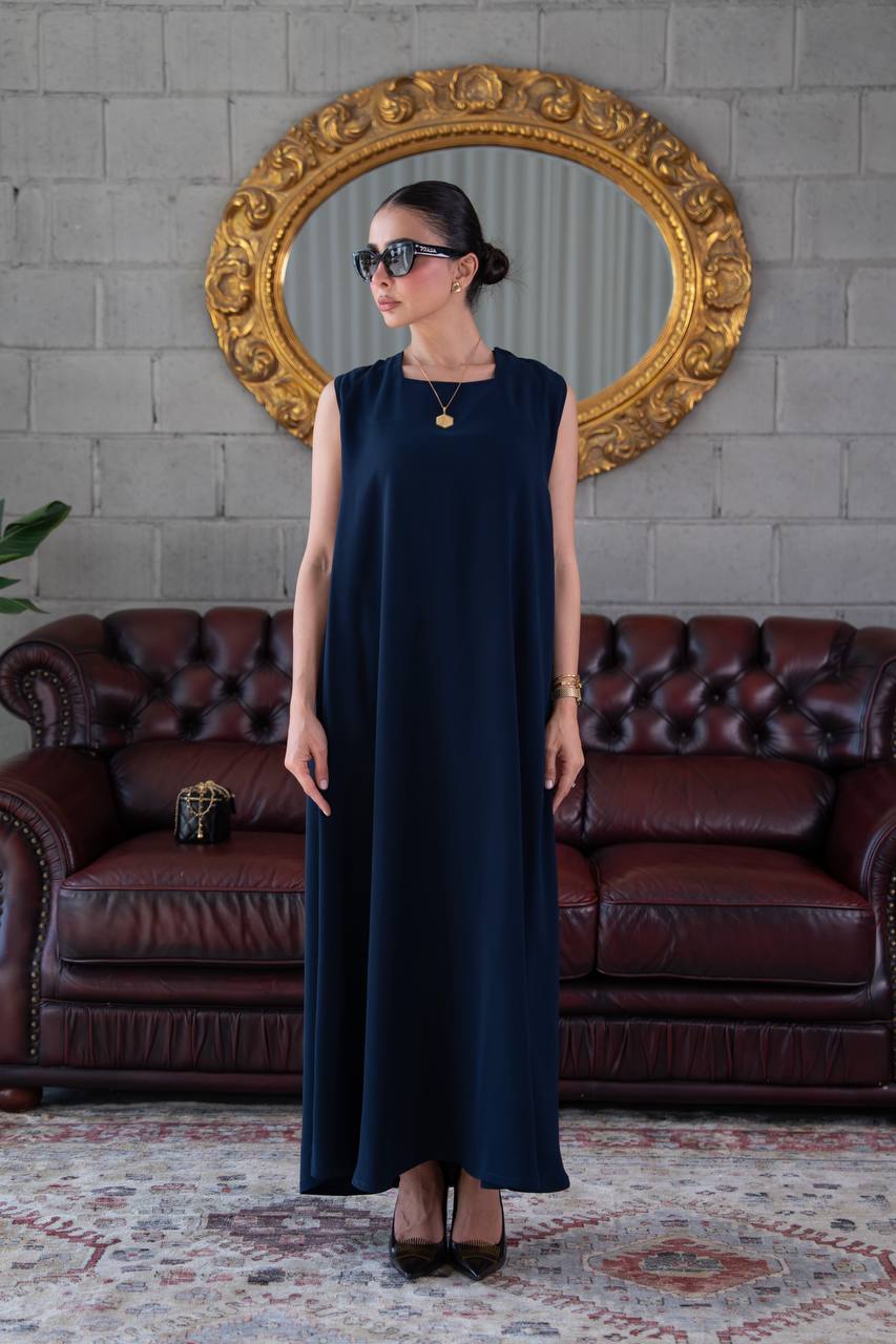 navy blue crepe dress. C:1102