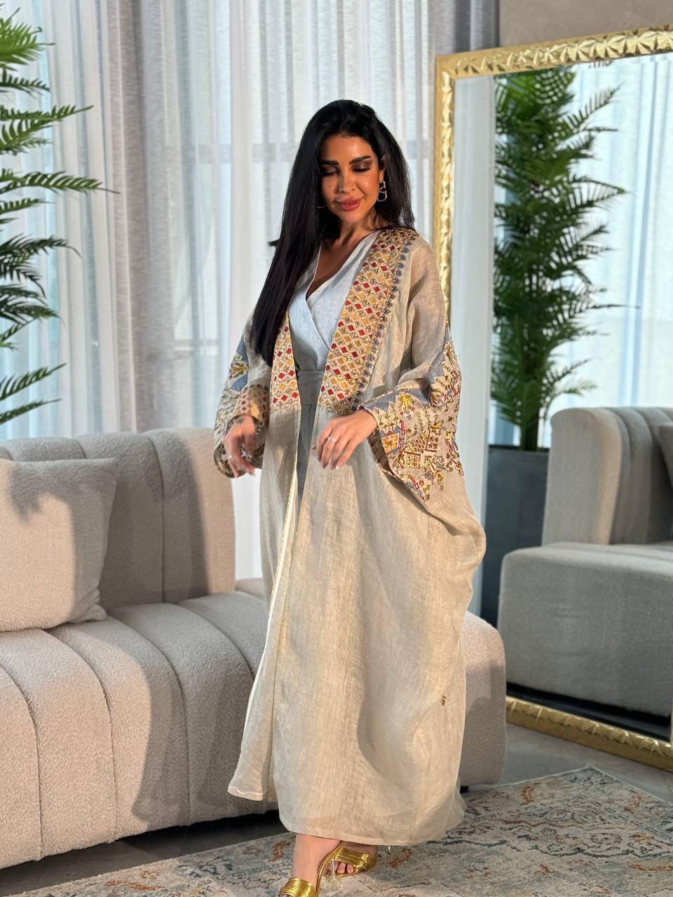 Beige linen bisht with embroidery and beading IB139 Beage