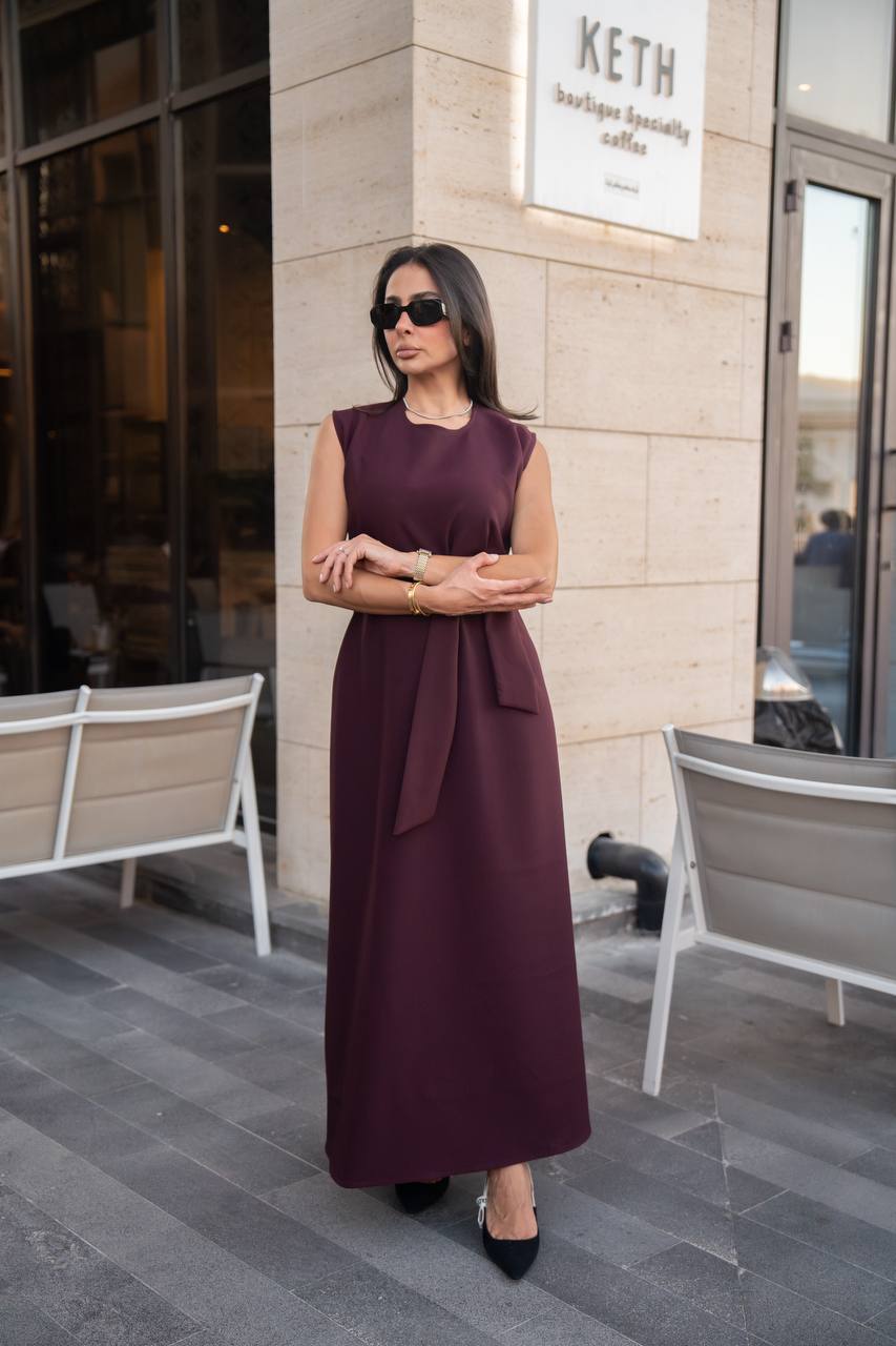 burgundy crepe dress.C:IB1096