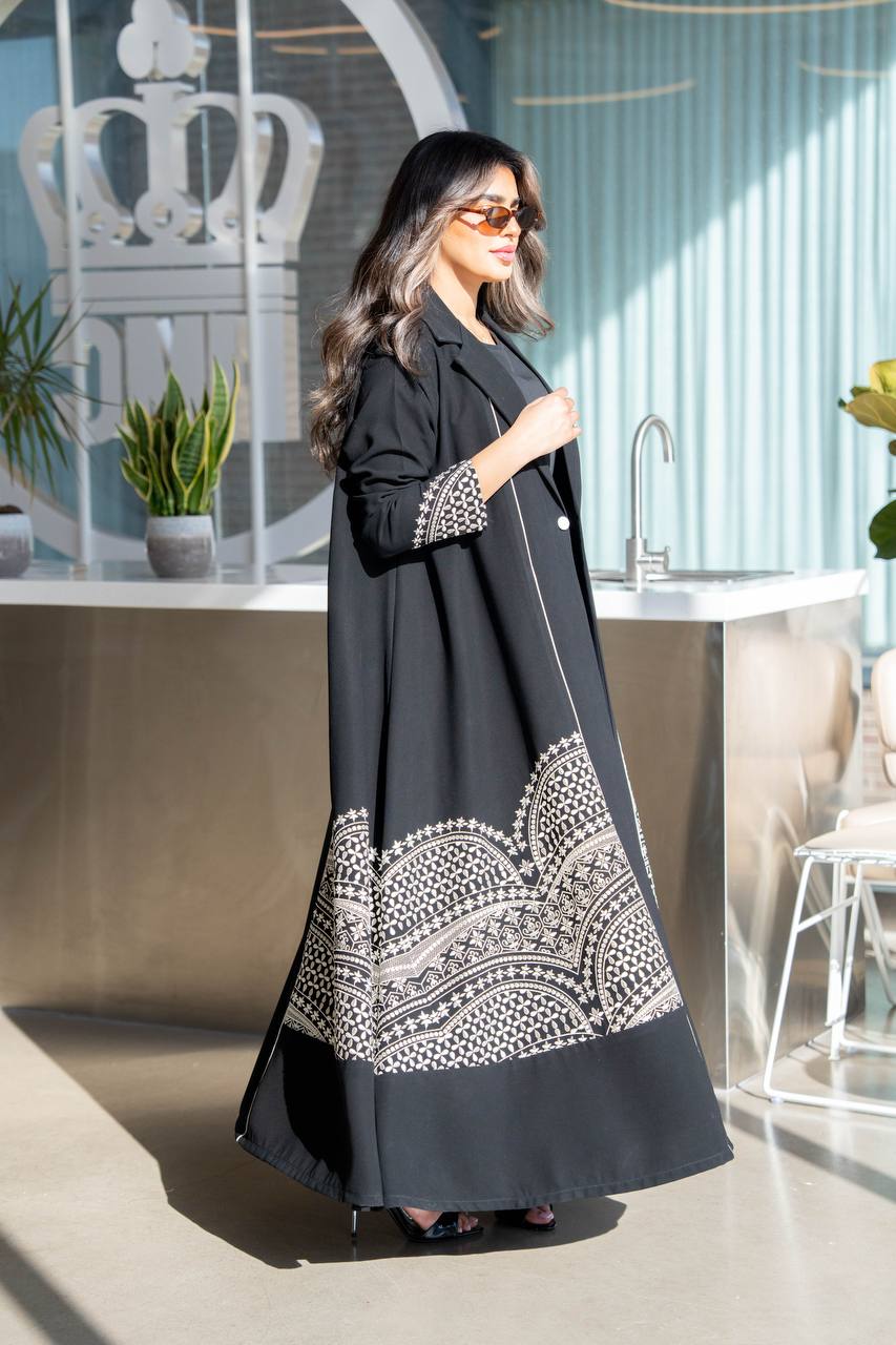 Black crepe abaya with white embroidery. C:384