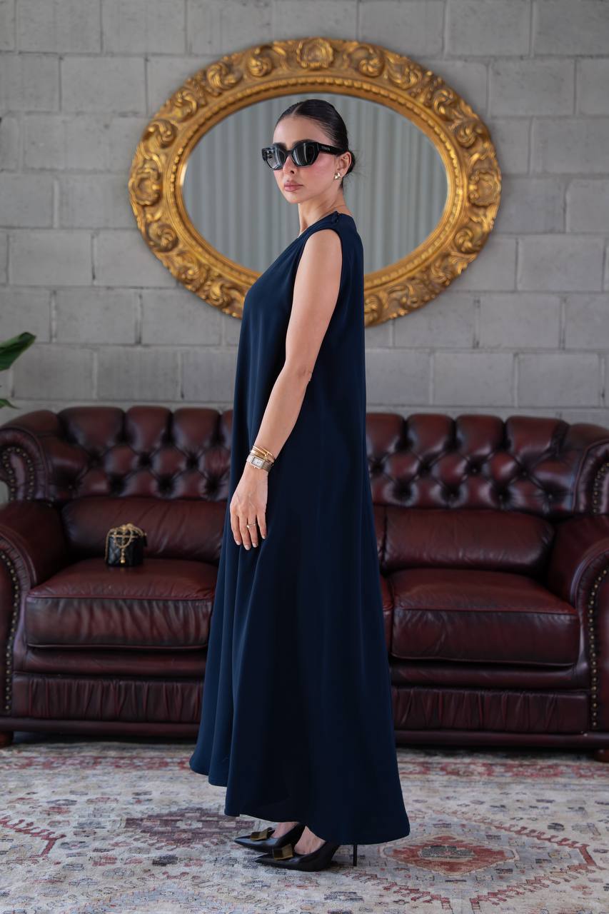 navy blue crepe dress. C:1102