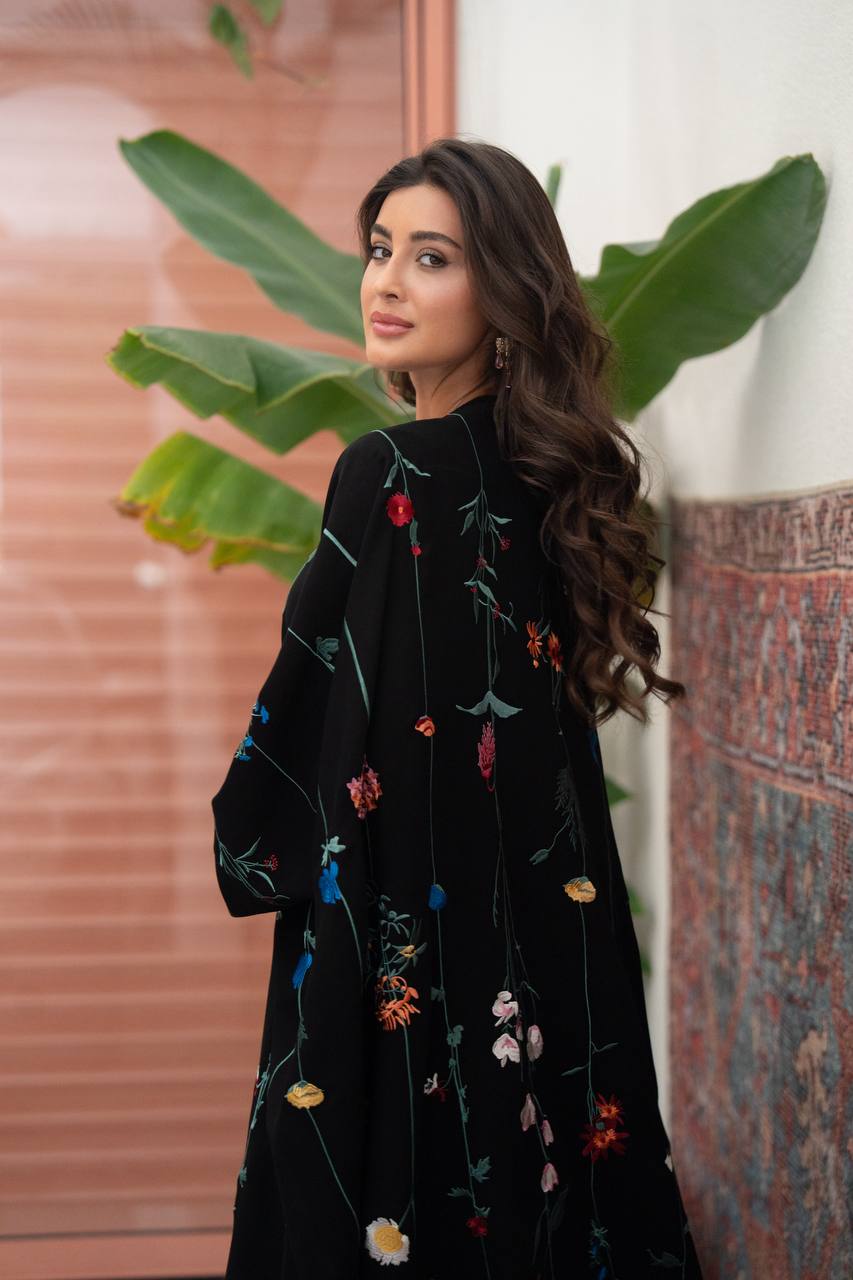 Black linen abaya bisht with embroidery.C:419