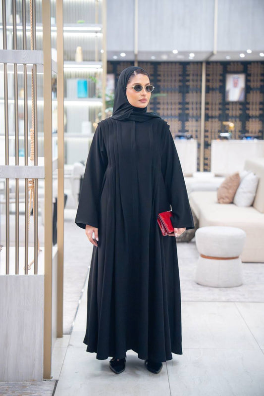 عباية بخام كريب باللون الاسود مع كسرات  C:IB346 