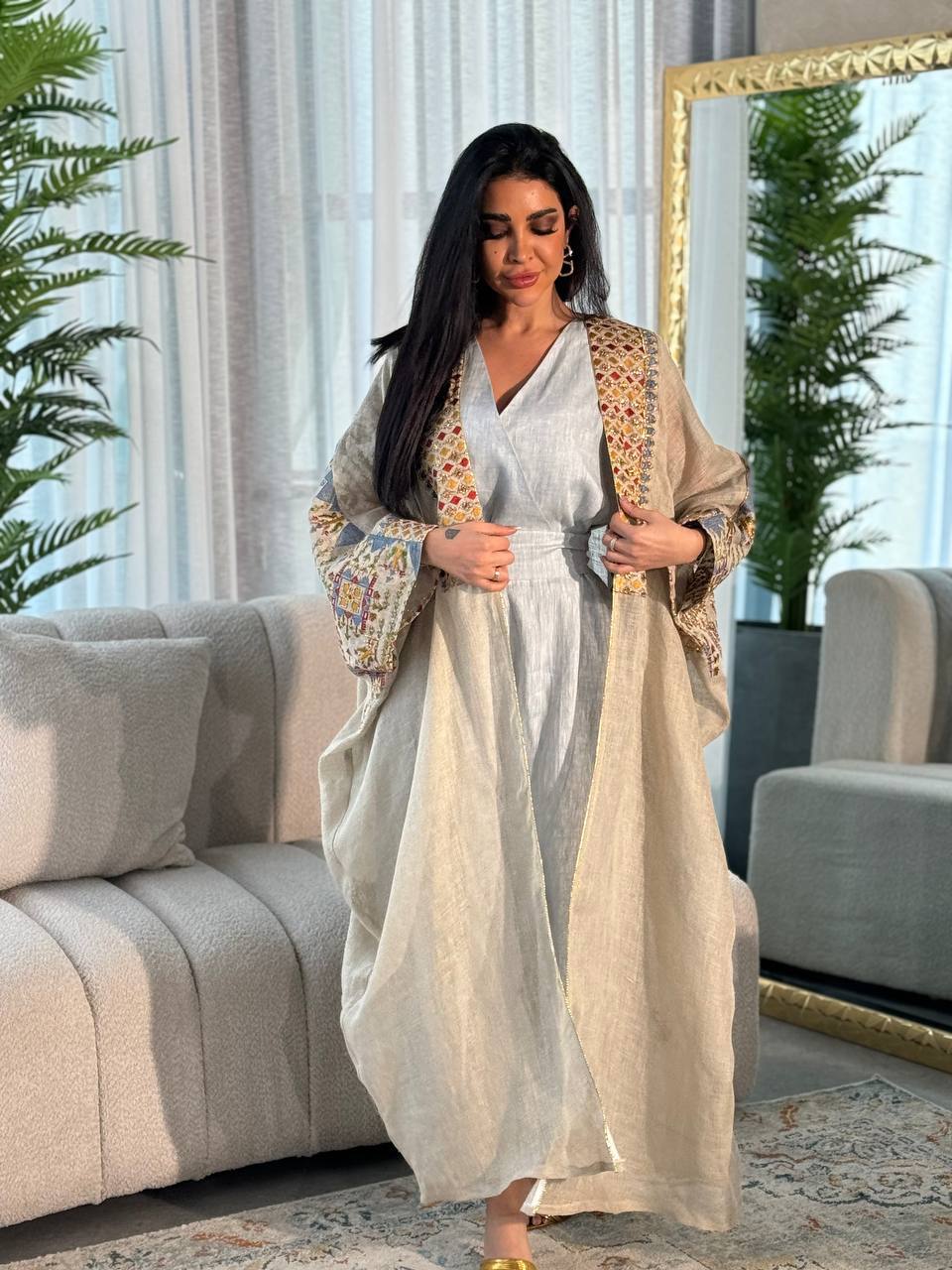 Beige linen bisht with embroidery and beading IB139 Beage