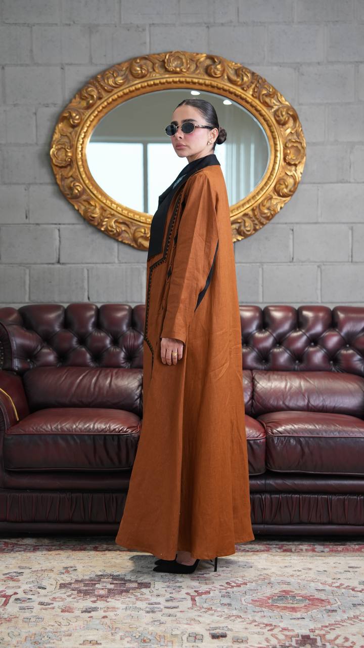Camel-colored linen abaya with embroidery. C:388