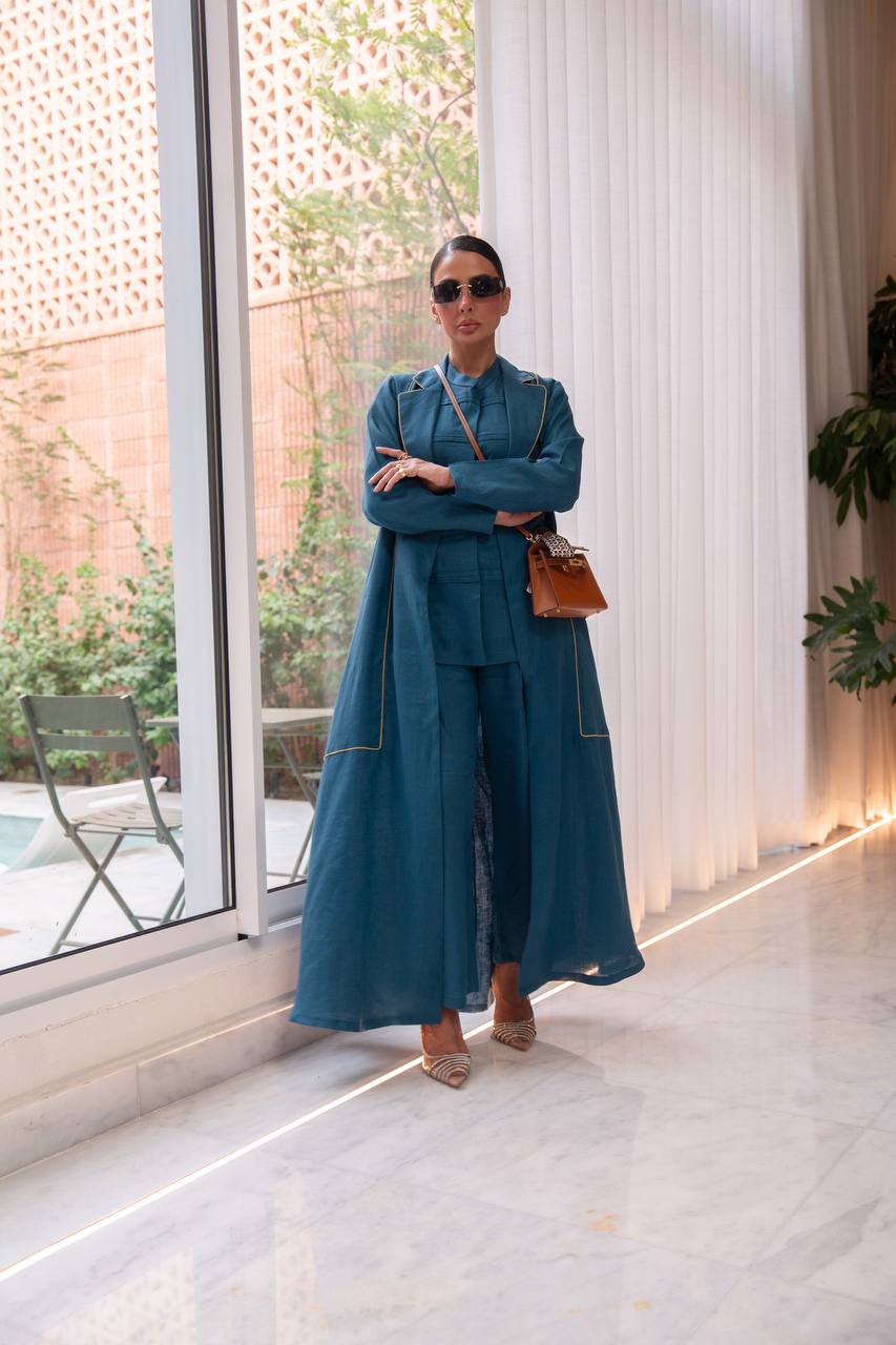 Turquoise linen abaya. C:424