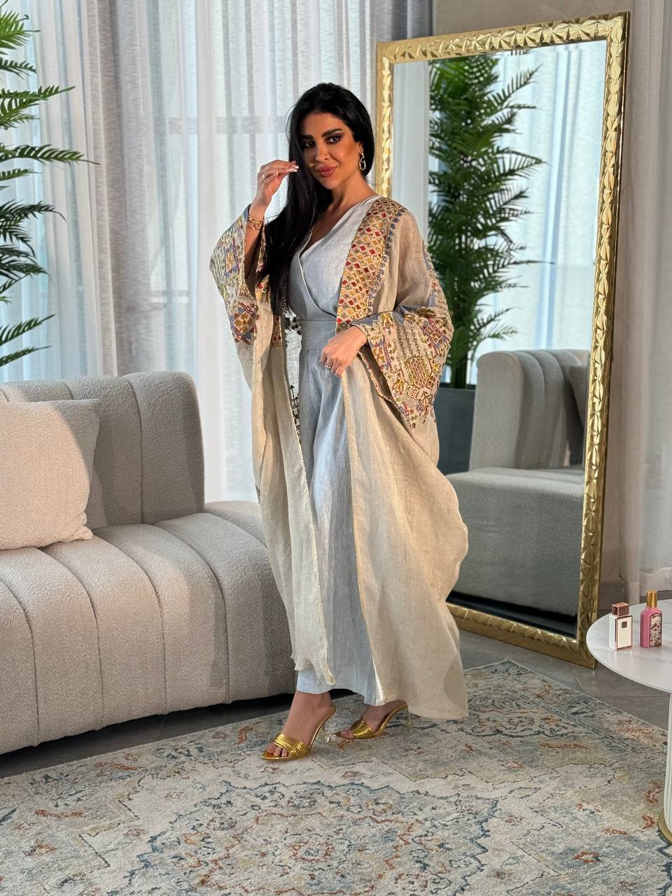 Beige linen bisht with embroidery and beading IB139 Beage