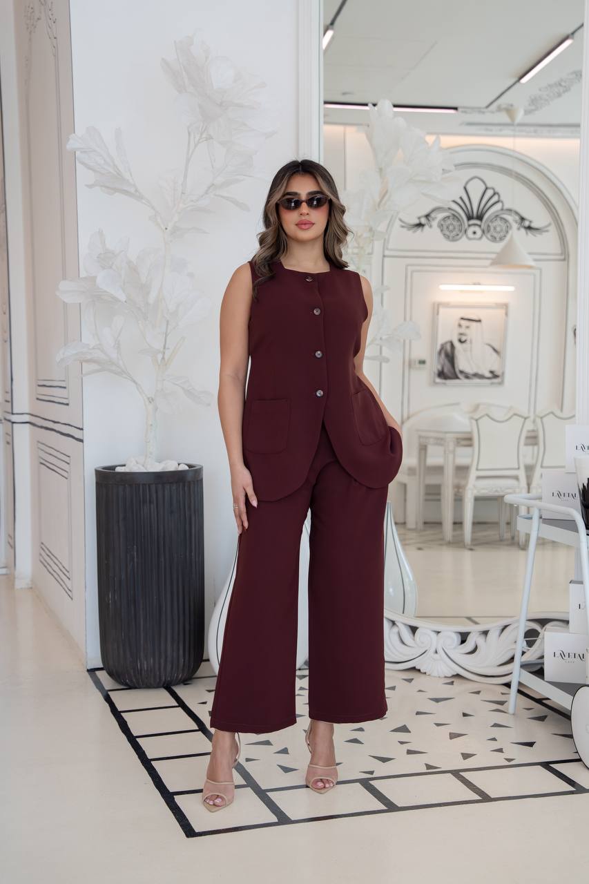 Vest and crepe pants set in burgundy. C:1101 burgundy