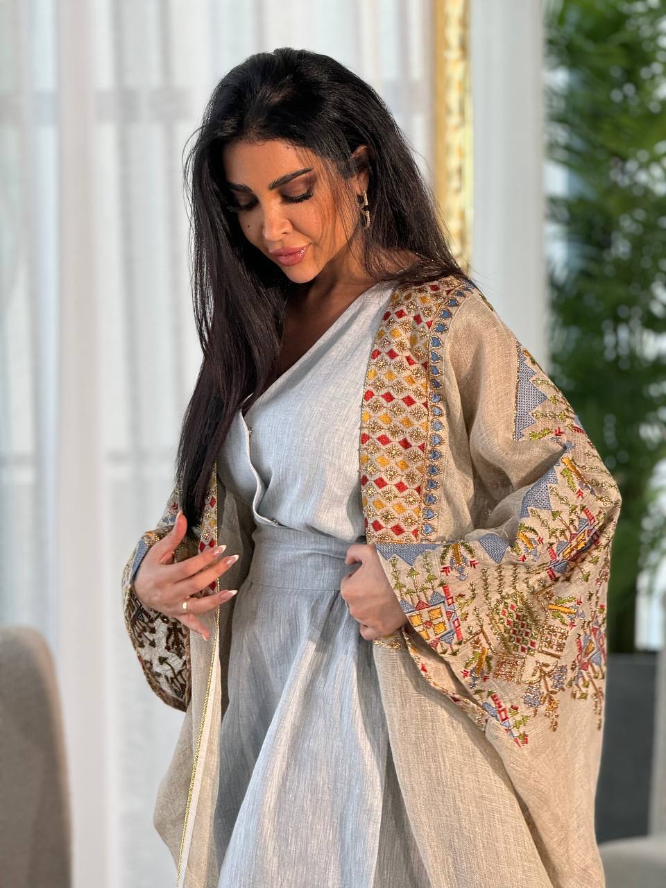 Beige linen bisht with embroidery and beading IB139 Beage