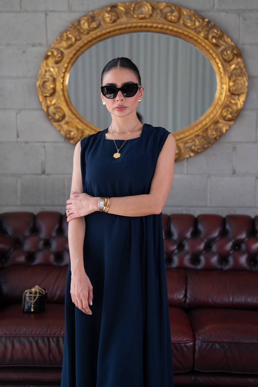 navy blue crepe dress. C:1102