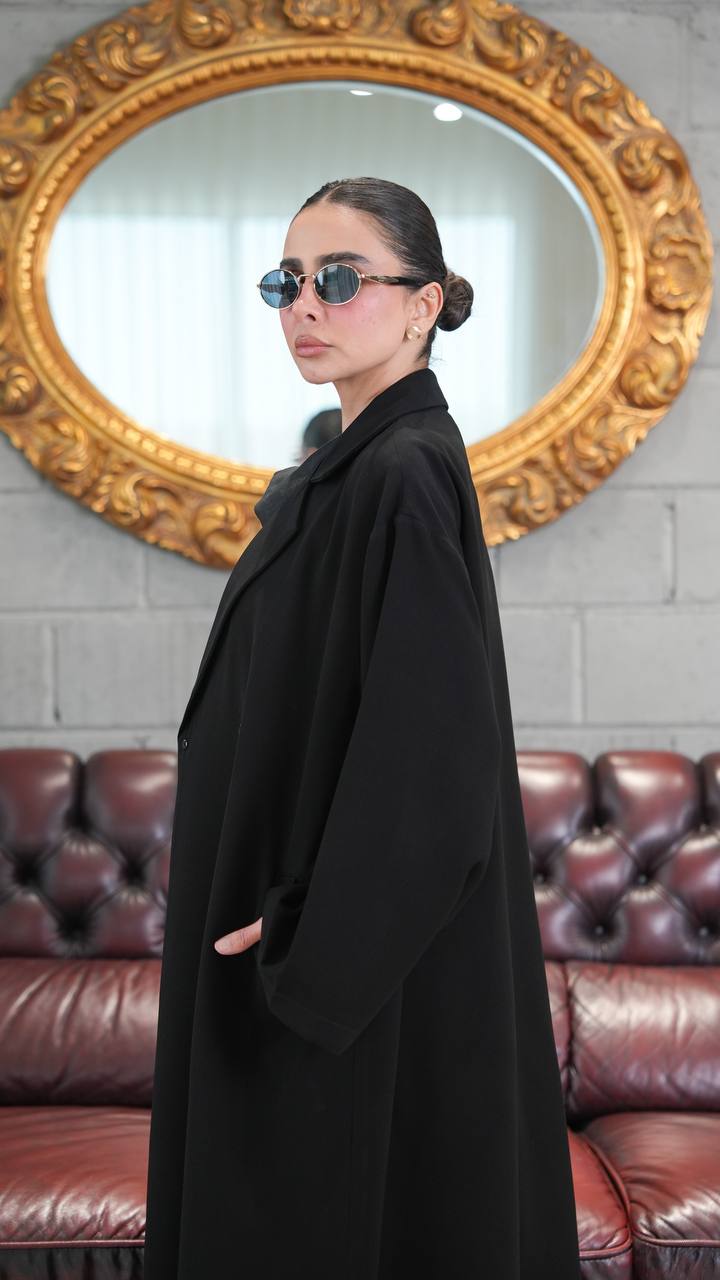 Black crepe abaya, free size. C:398