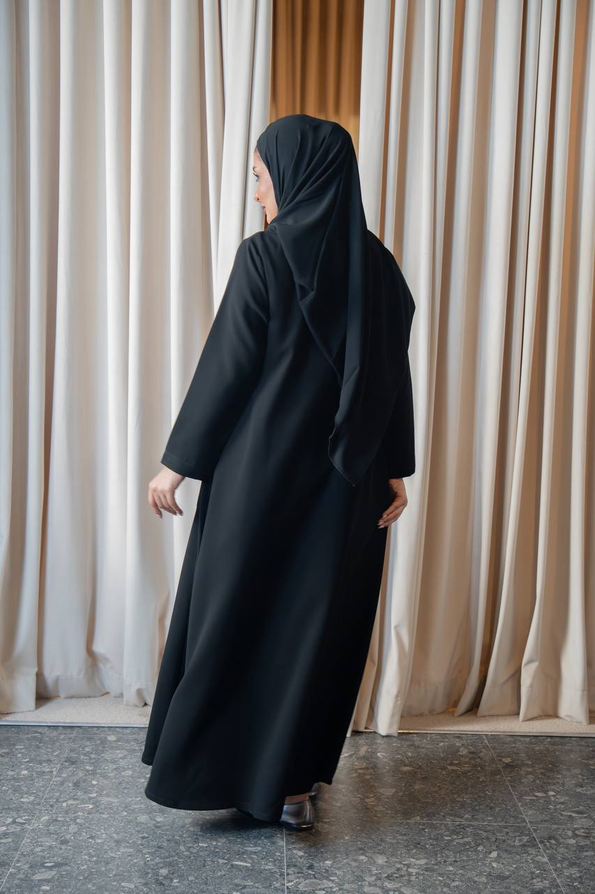 عباية كريب باللون الأسود C:IB355