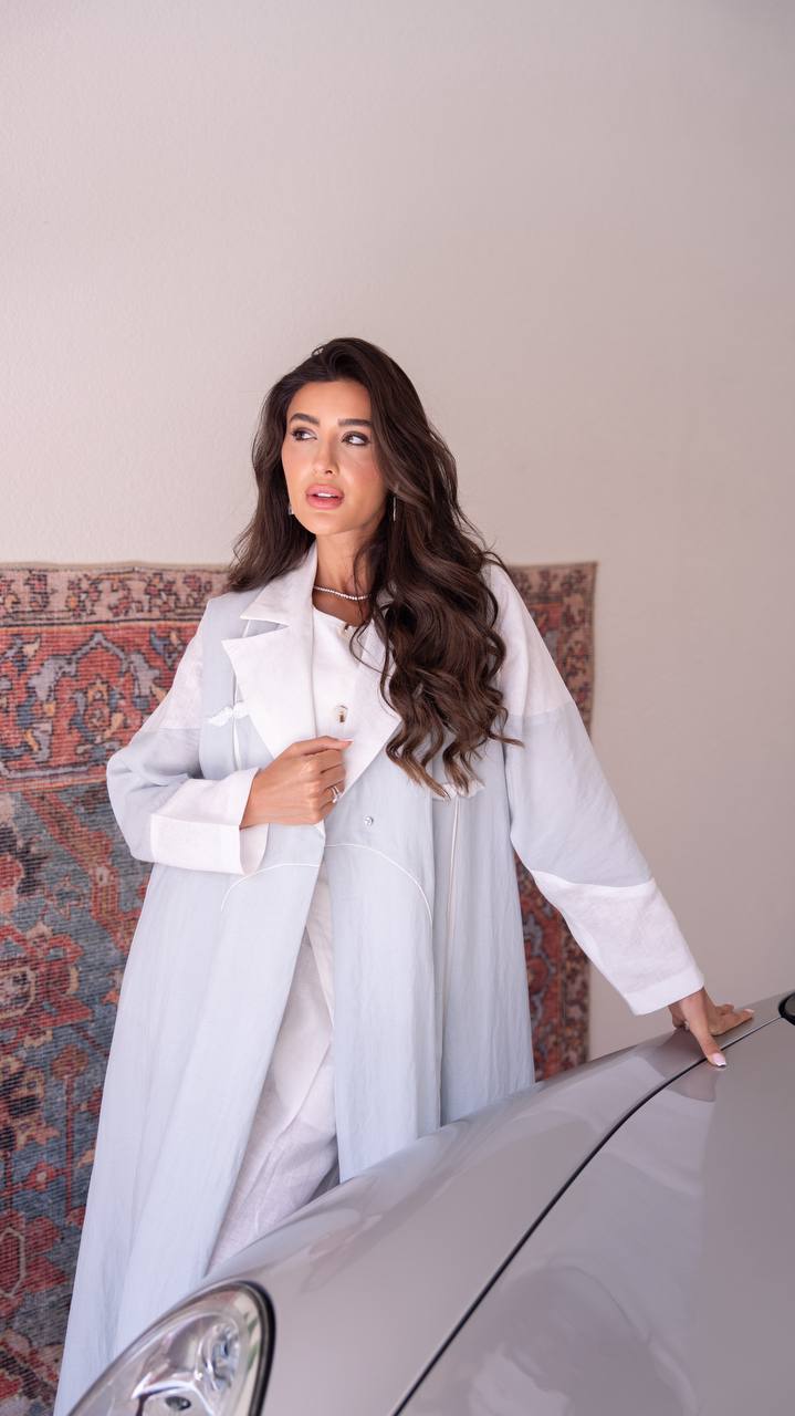 Linen blazer abaya with pleats on the sides.C:411