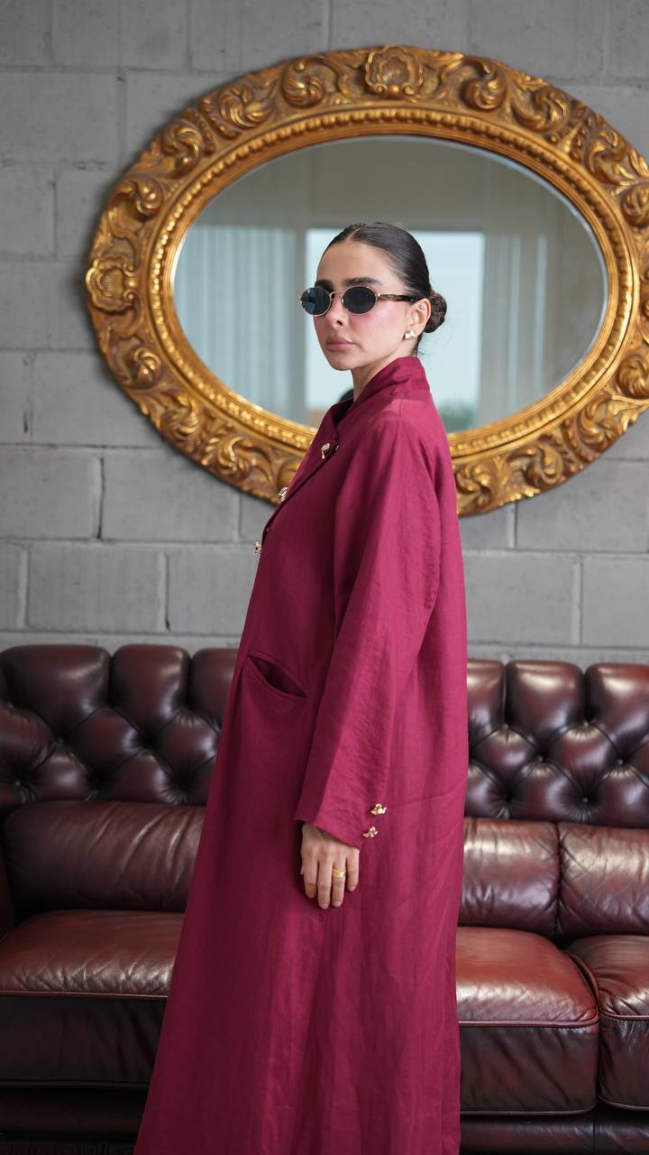 Burgundy linen trench coat. C:393