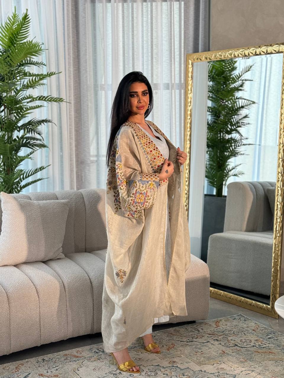 Beige linen bisht with embroidery and beading IB139 Beage